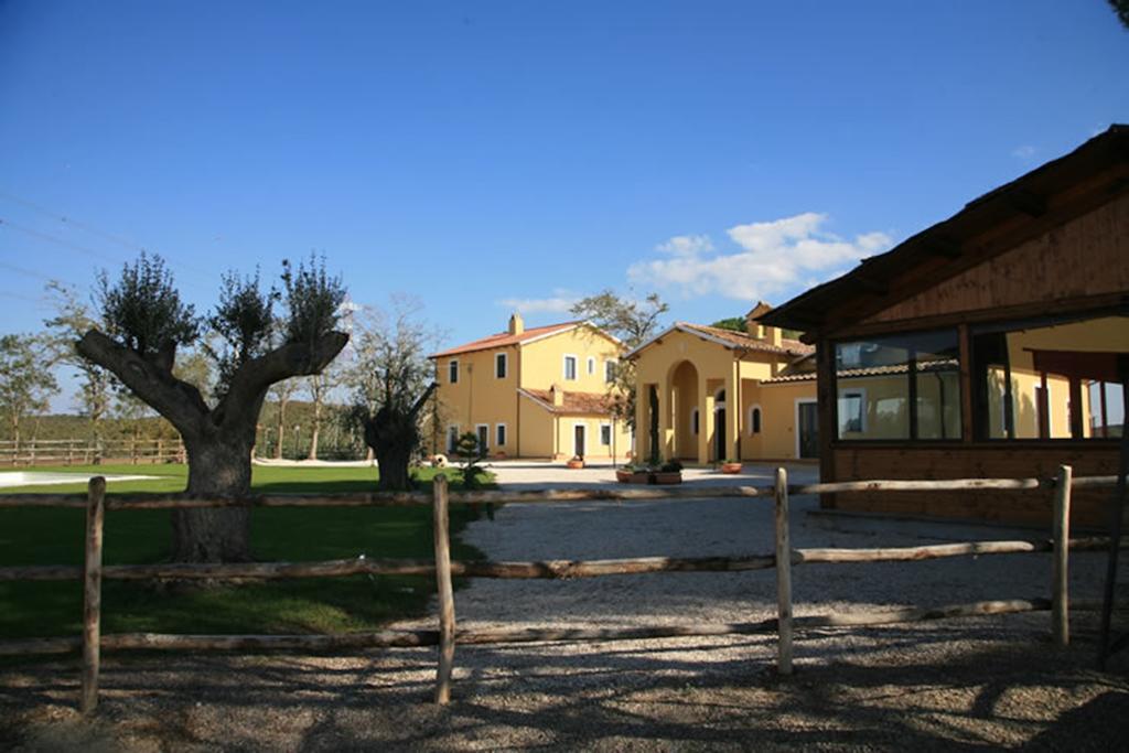 Agriturismo Toscanella 몬테벨로 외부 사진