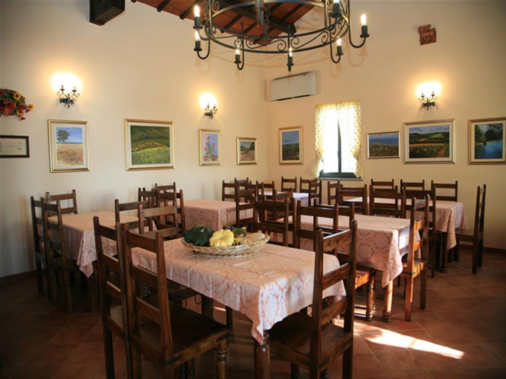 Agriturismo Toscanella 몬테벨로 외부 사진